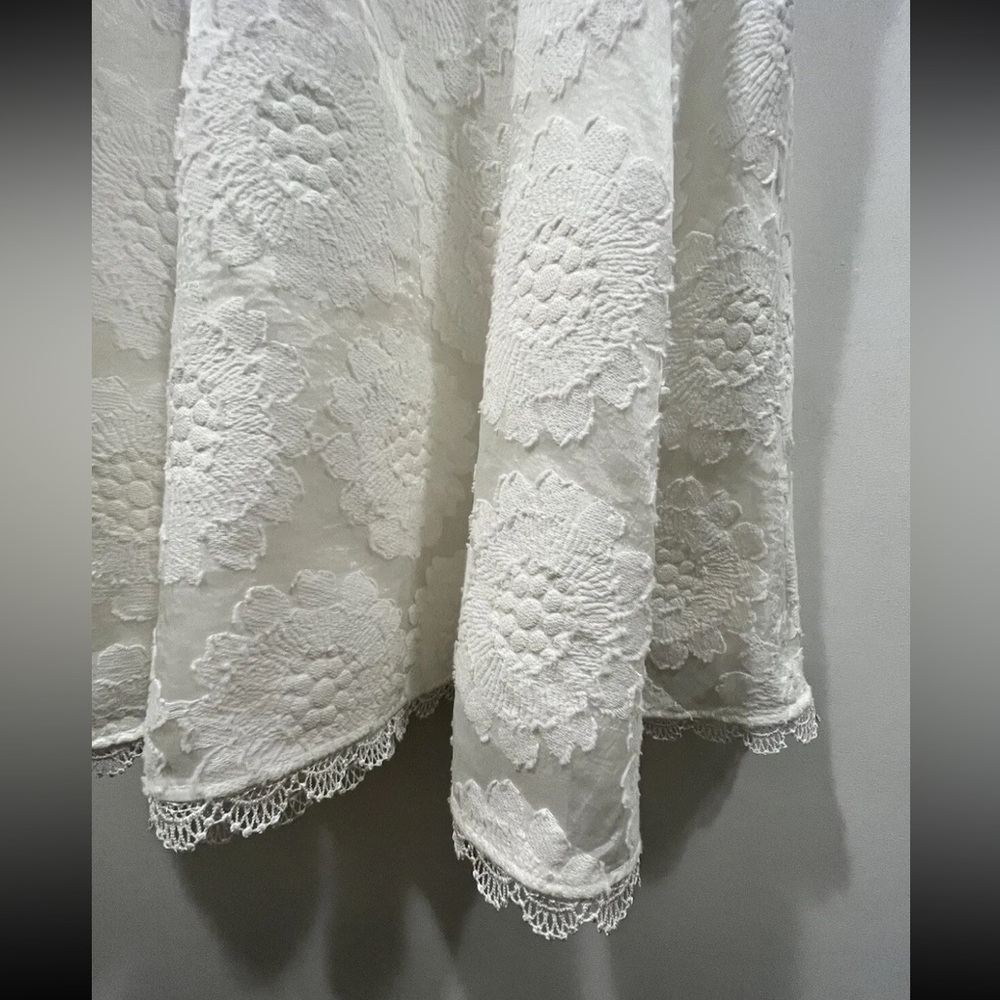 LA MAISON TALULAH Floral White Lace Mini Dress - Picture 3 of 13